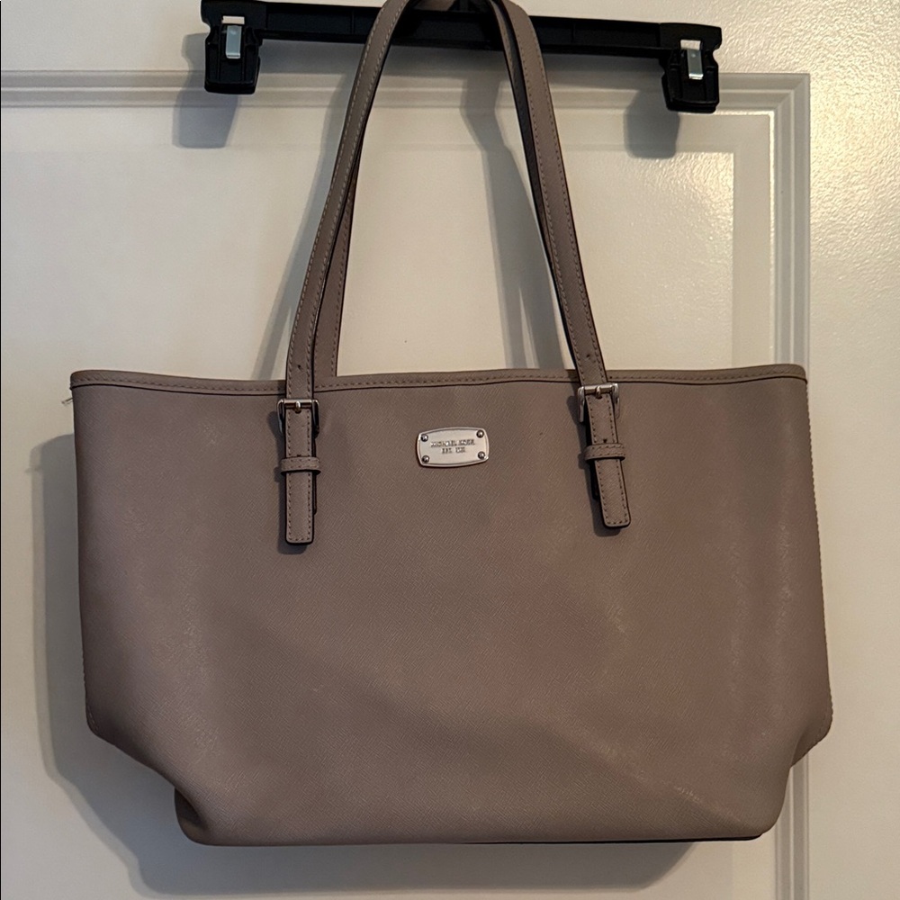 Michael Kors Beige Leather Tote